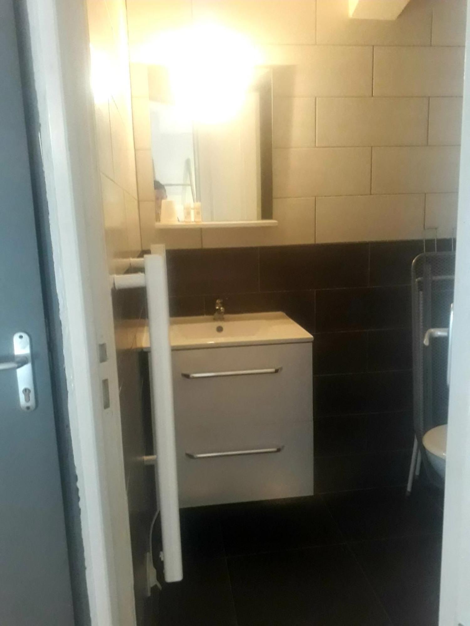 Hotel Renaissance Martigues Ruang foto